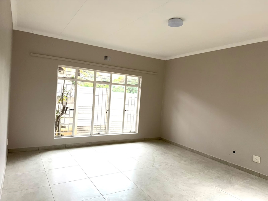4 Bedroom Property for Sale in Geelhoutpark North West